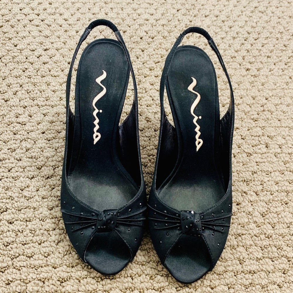 Nina Carrie Formal Peep Toe Heels Size 7